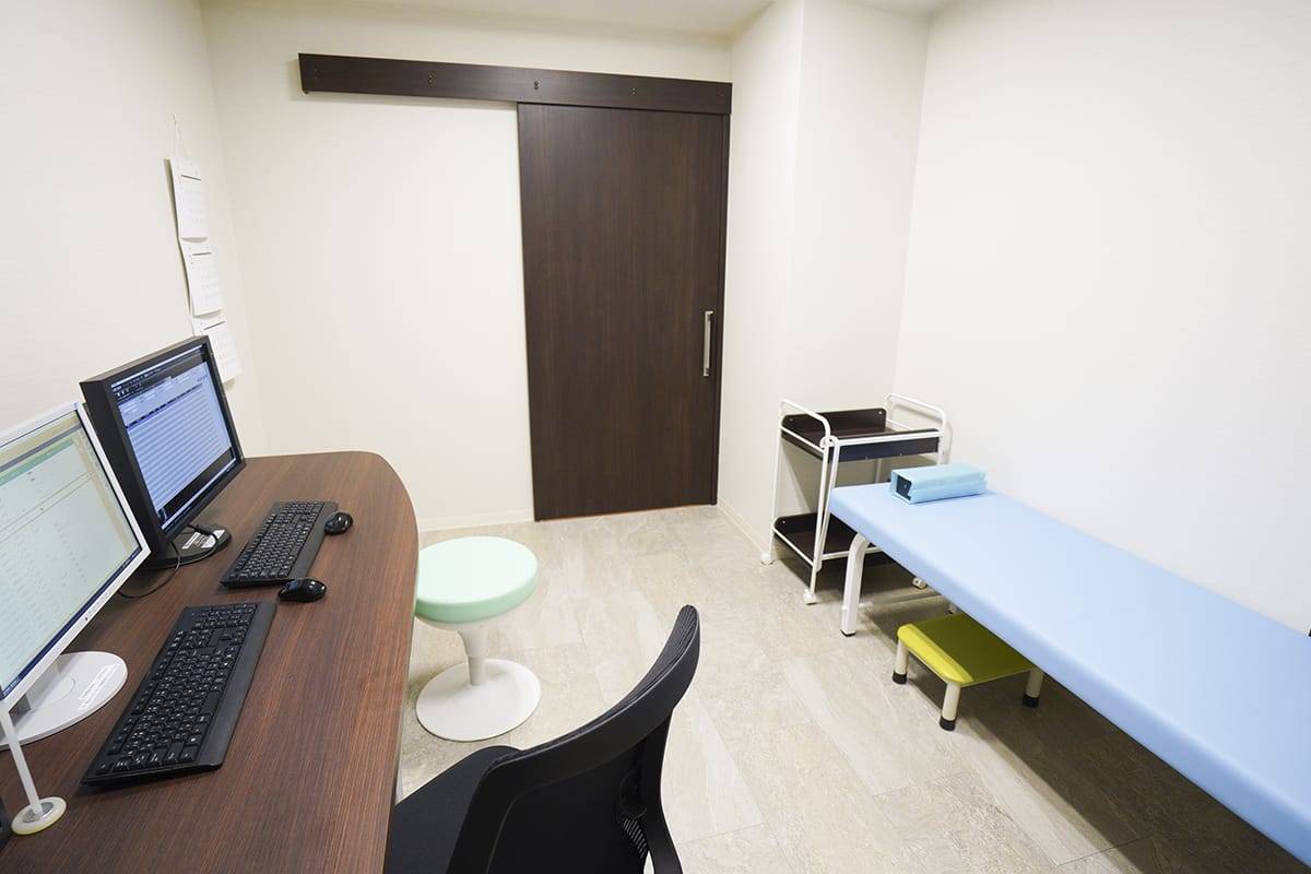 東京ヒップジョイントクリニックの診察室